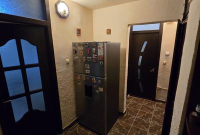 Inel 1 - Ap. 2 camere transformat in 3 camere + Loc Parcare - Etaj 2 - 5