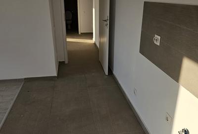 Apartament 3 camere-Nemobilat-5 min Metrou Berceni-Ideal birou / locuit - 1