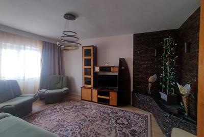 DACIA APARTAMENT CU 3 CAMERE DECOMANDAT LIBER ST 70 MP PRET 120000 EURO - 3