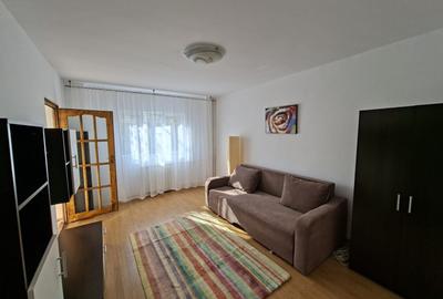 Particular inchiriez Garsoniera Drumul Taberei - Vladeasa - 1