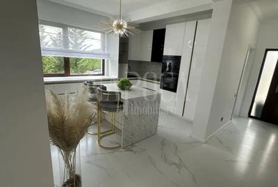 Casa 4 camere de vanzare in Salicea - 3