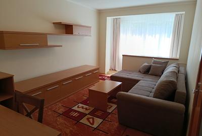 Proprietar, inchiriez apartament cu 3 camere Bld. Cetatii - 1
