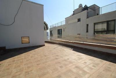 Apartament 5 camere-spatios- zona central-garaj - 11