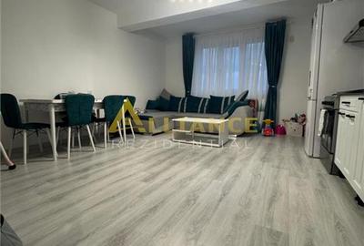 Apartament cu 3 camere decomandat, mobilat în Central