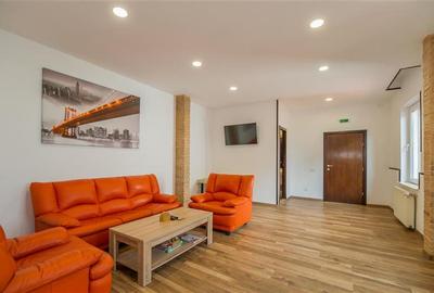 Spațiu comercial, de 470 mp, în Central