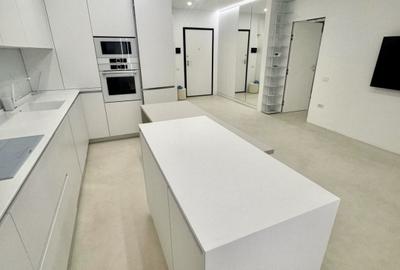 Apartament cu 2 camere decomandat, mobilat în Central