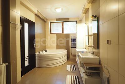 Vila spatioasa, partial mobilata cu acces facil - 13