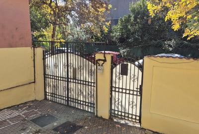 Vila Spațioasă Parc Bazilescu- Bucureștii Noi activitati diverse! - 3
