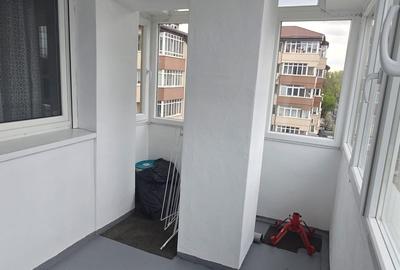 BANEASA-HERASTRAU, 2 camere, 3/5, decomandate, 550 euro - 6