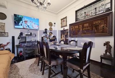 Apartament cu 3 camere decomandat în Cișmigiu