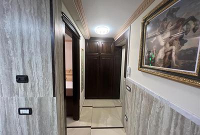 Apartament cu 3 camere decomandat, mobilat în Brăilei