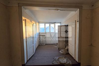 Casă individuală cu 6 camere în Central