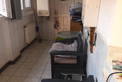 Apartament cu 2 camere, decomandat, zona CUG - 9