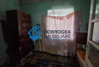 ZONA CENTRALA- CASA DEMOLABILA ,TEREN 733 MP,  DESCHIDERE STRADALA 11,5 ML - 10