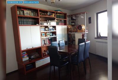 Apartament cu 4 camere decomandat în Micro 39