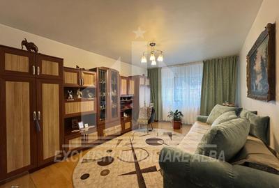 Apartament cu 2 camere decomandat, mobilat în Cetate