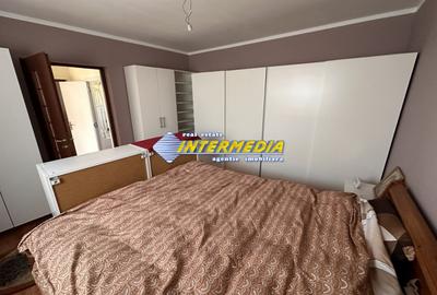 Casa vanzare cu 4 camere finisata teren aferent 2500 mp la 10 km de Alba Iulia - 9