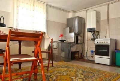 Casa 7 camere + 1000 mp  teren, ideala pensiune - Runcu zona Leaota. - 13