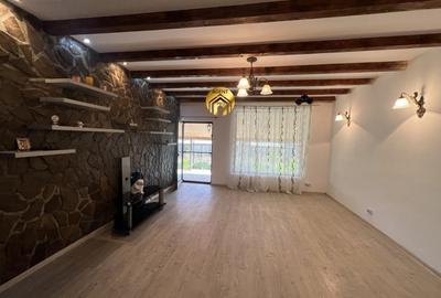 Doua vile individuale in aceeasi curte - 650mp teren - 16