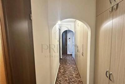 Freidorf - 3 cam - etj 1- decomandat - mobilat - centrala - spatios- - 1