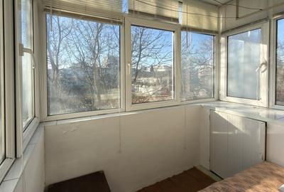 Apartament 2 camere, 48 mp, balcon închis, etaj 3/4, Cornișa – lângă Școala 10 - 11