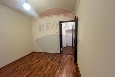 Inchiriere apartament în zona Stefan cel Mare+boxa - 7