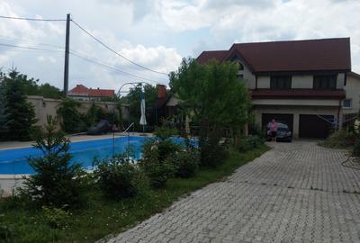 Casă cu 5 camere în Buftea