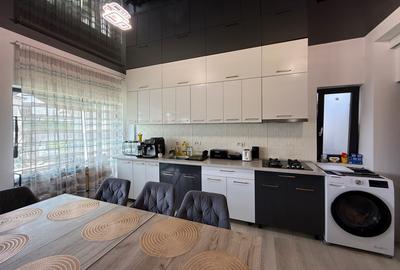 Mamaia-Sat, Vila tip pensiune,, mobilata si utilata complet, 15 camere - 11
