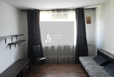 Apartament 3 camere, decomandat, Ozana , Titan, 1 decembrie 1918 - 2