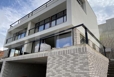 Duplex exclusivist cu panorama spectaculoasa in cartier Europa - 1