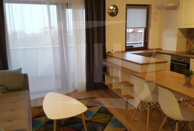 Apartament cu 2 camere semidecomandat, mobilat în Zorilor