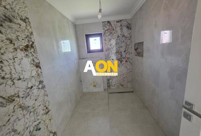 Casă nouă, impozantă,  6 camere, 1346 mp teren, Bărăbanț - 25
