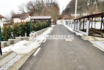 Teren 800 mp.  36 euro mp.Corunca zona Toyota - 1