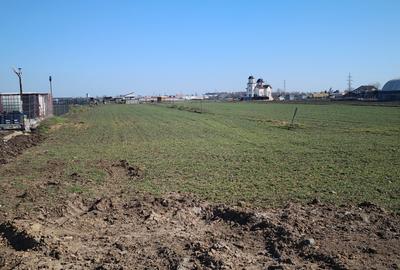 Teren intravilan 3000mp utilitati PUZ valabil locuinte spatii comerciale - 3