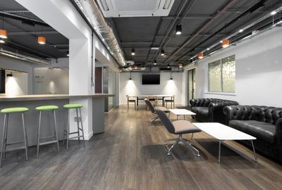 Alăturați-vă unui mediu de co-working cooperativ în Regus Hermes - 6