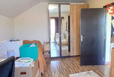 Casa individuala cu 5 camere Parter + Etaj in Ronat - 5
