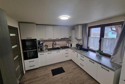 De vanzare casa cu 288 mp teren in Lechincioara - 3