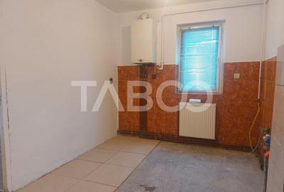 Comision 0% Apartament 40 mp 2 camere decomandate balcon Cisnadie - 8