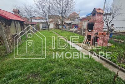 Casă individuală cu 3 camere în Vasile Aaron