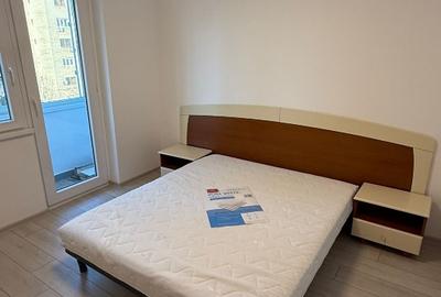 Apartament cu 4 camere în Tineretului