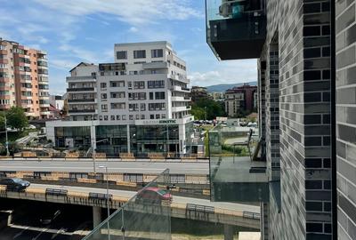 Inchiriez apartament 2 camere , Mărăști Bloc Nou