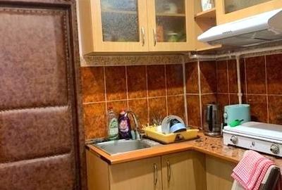 Garsoniera situata la etajul 1, cu finisaje medii, mobilata si utilata, cu centr - 3