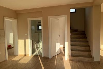 4 CAMERE , UTVIN , DUPLEX MODERN - 4