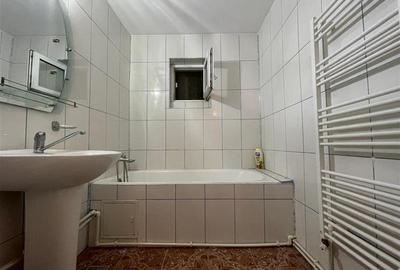 Apartament 3 camere de vanzare zona E3 -Tulcea - 9