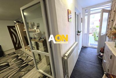 Apartament cu 3 camere, parter, boxă, acces curte, Cetate, zona Closca - 2
