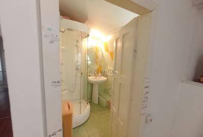 Casa spatioasa cu 7 camere, zona Bd. Brancoveanu, acces facil metrou - 17