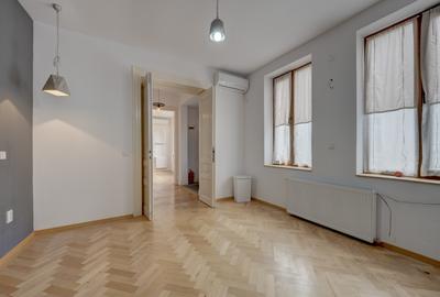 In Cartierul Evreiesc, casa 3 camere pivnita si mansarda open space. - 6