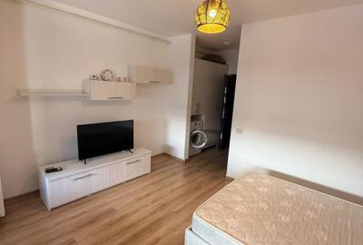 Garsonieră decomandată, mobilată în Militari