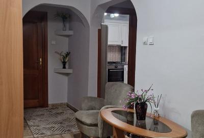 Apartament 3 camere, central - 4