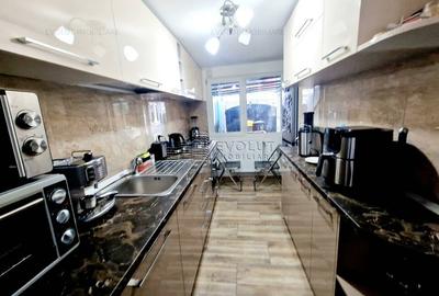 Casă parter 4 camere renovată, mobilată și utilată – zona Medeea - 12